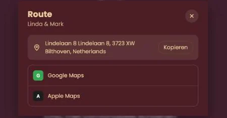 Het venster Route met het adres, een kopieerknop en de keuzes Google Maps en Apple Maps
