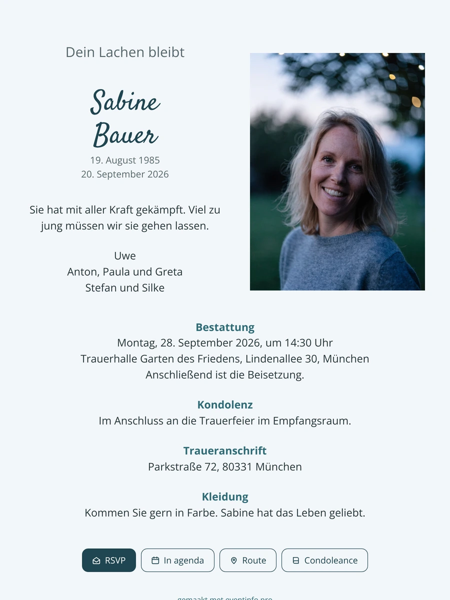 Hellblaue Trauerkarte mit Goldsternen