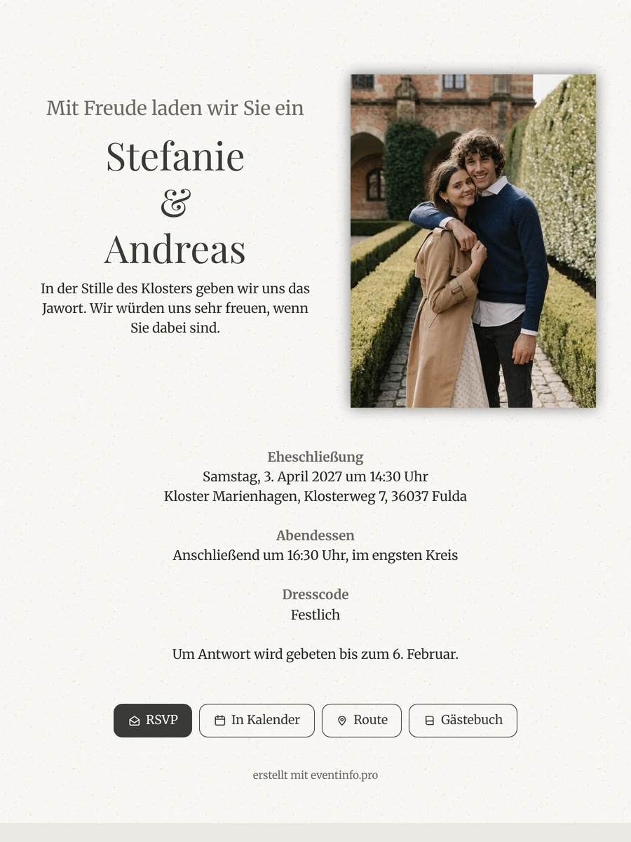 Förmliche Hochzeitseinladung auf Büttenpapier versenden