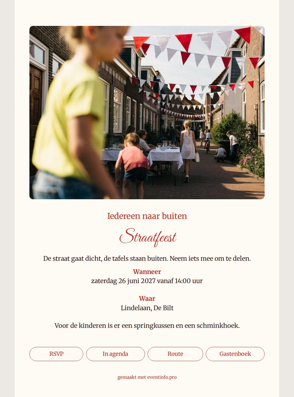 Feestelijke straatfeest uitnodiging met lange tafels buiten &ndash; example 1