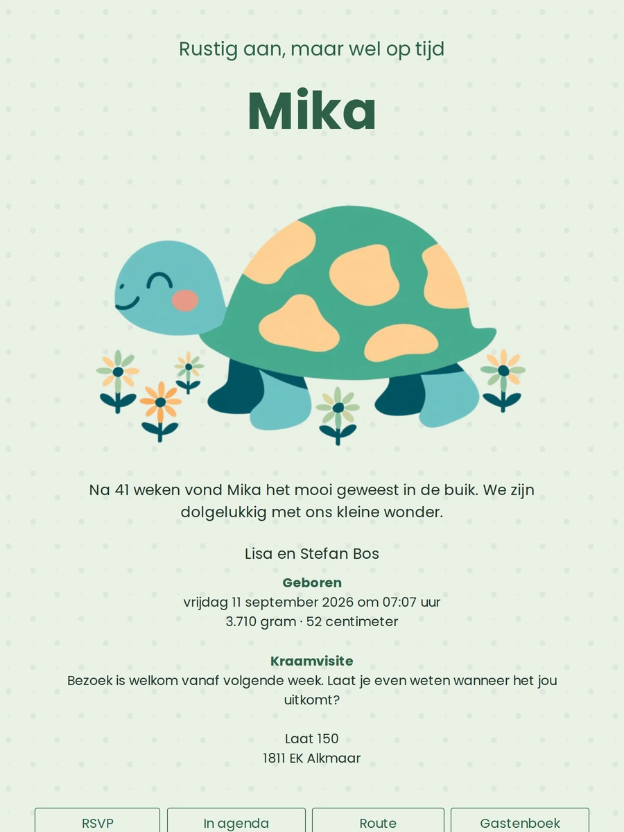 Groen geboortekaartje met een schildpad en bloem